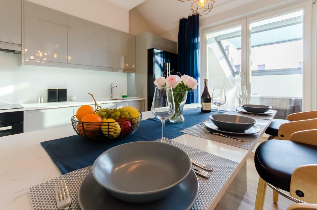 Apartamento Kazimierz Penthouse With Private Terrace Cracovia Exterior foto