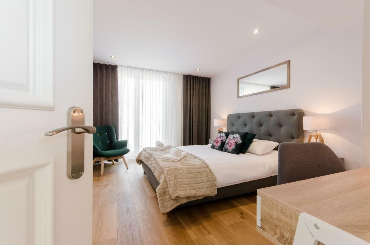 Apartamento Kazimierz Penthouse With Private Terrace Cracovia Exterior foto