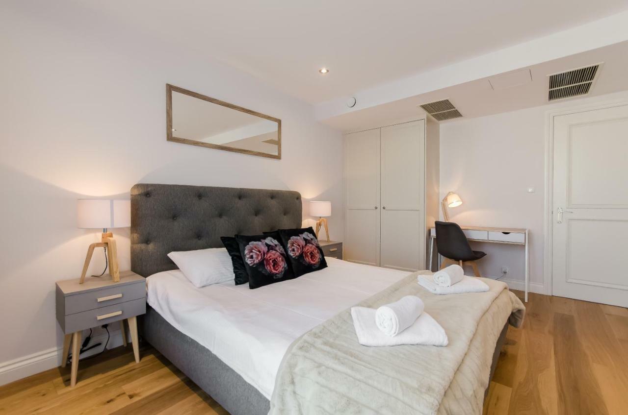 Apartamento Kazimierz Penthouse With Private Terrace Cracovia Exterior foto