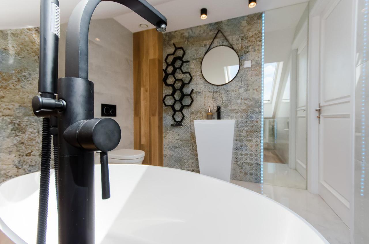 Apartamento Kazimierz Penthouse With Private Terrace Cracovia Exterior foto